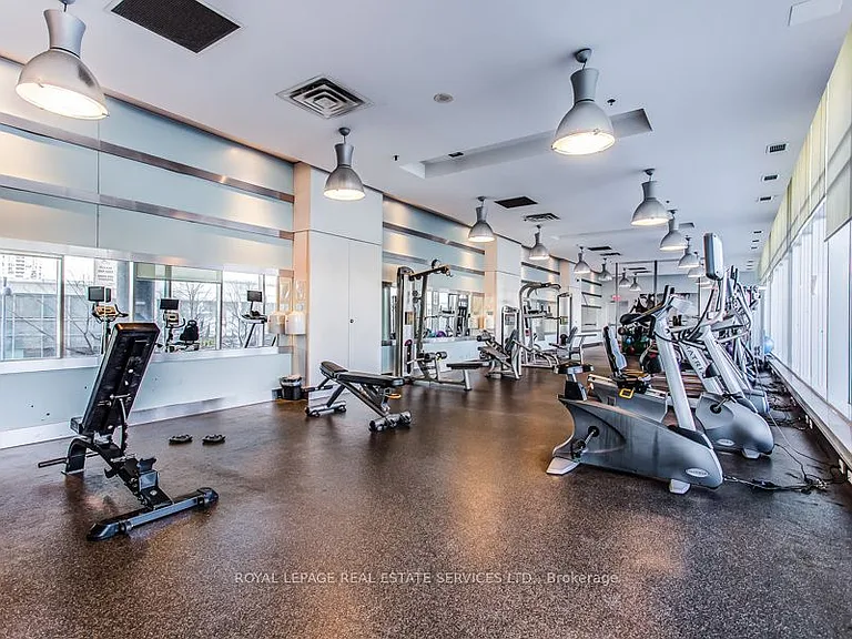 2885 Bayview Ave #207 — Photo 8