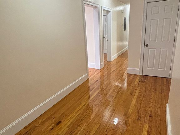 5th image of 22 Abbot St APT 3