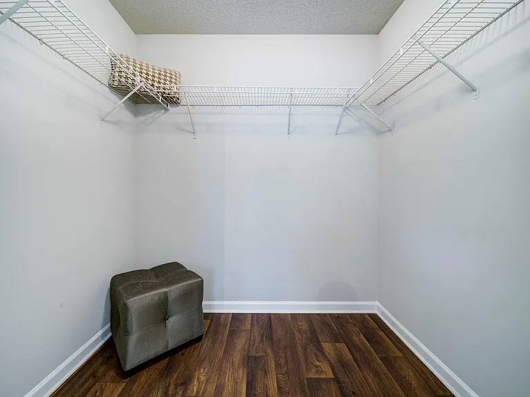Summerlin Ridge Apartments — Photo 45