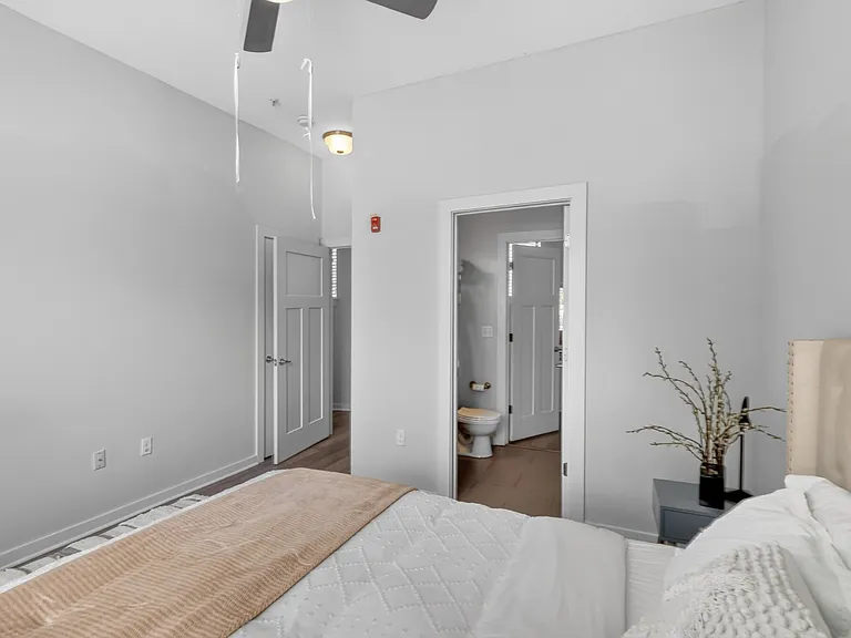 1700 Belcourt Ave #105 — Photo 20