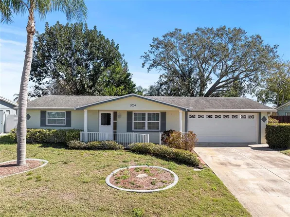 2004 Essex Dr, Holiday, FL 34691