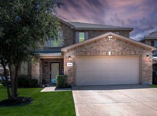 6040 Saddle Flap Dr, Fort Worth, TX 76179