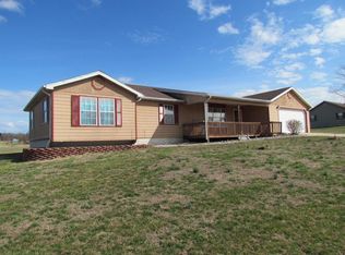 157 Quail Creek Dr, Marshfield, MO 65706