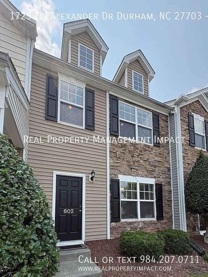 Move-In Ready 3-Bed 2.5-Bath Durham Townhome Minutes from RTP & Brier Creek — Photo 3