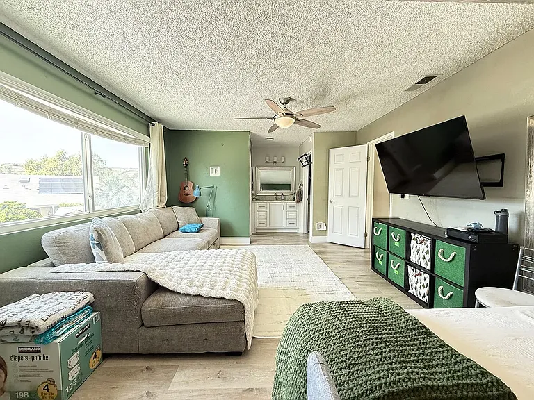 2368 Fulham Way — Photo 10