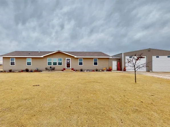 511 S Eisenhower St, Arnett, OK 73832