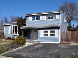 130 Cindy St, Old Bridge, NJ 08857