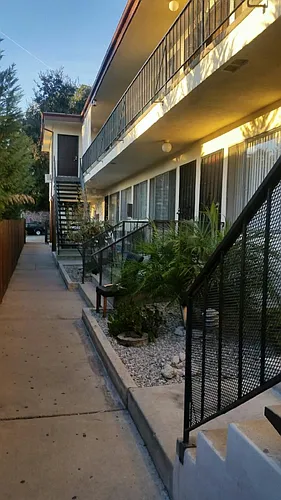 1166 Spazier Ave #1 Photo 1