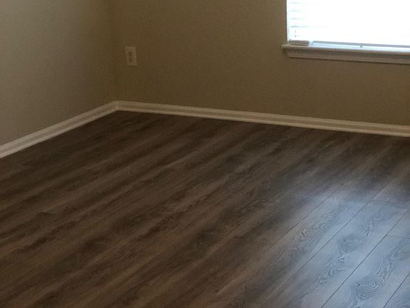 4th image of 7059 Deer Lodge Cir Unit 110