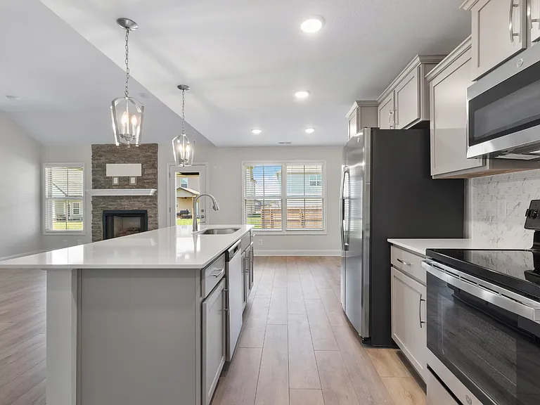1402 Dan Brown Dr — Photo 16