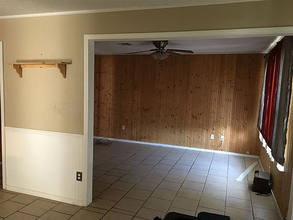 4th image of 5816 NW Elm Ave