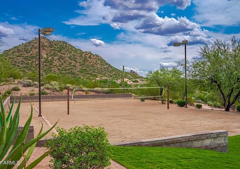 3010 W Languid Ln — Photo 35