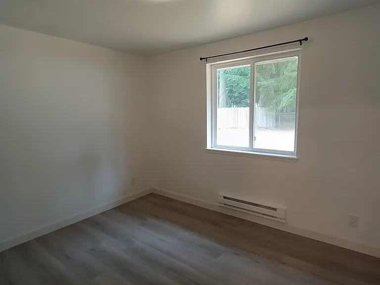 7378 Haynes Ln NE #7378 — Photo 12