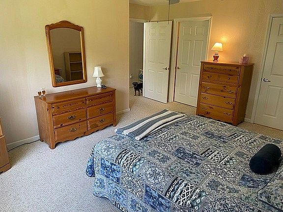 3rd image of 646 Chancery Ln #41