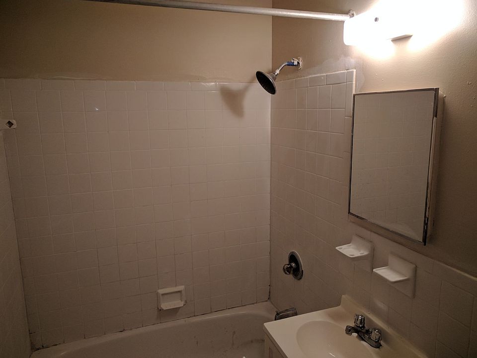 2nd image of 1220 Grand Concourse APT 2B