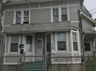 541 Gregory St, Bridgeport, CT 06604