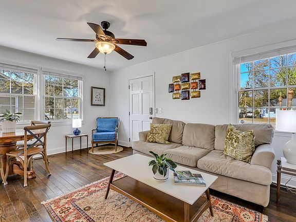4th image of 1337 E Montague Ave