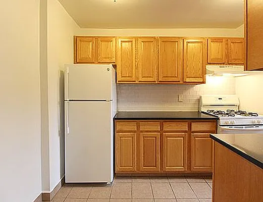 Rented by SW Queens Mezzanine | media 3