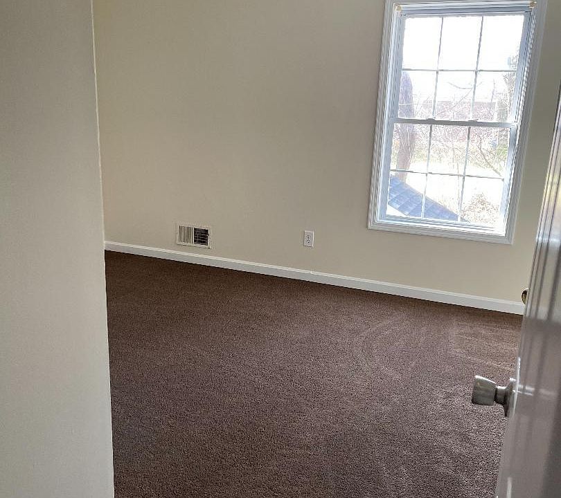 2nd image of 140 Ashberry Dr #A