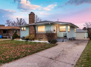 2311 Chatham Rd, Lansing, MI 48910