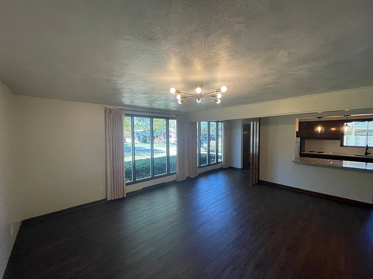 2848 E Eastmoor Dr — Photo 15