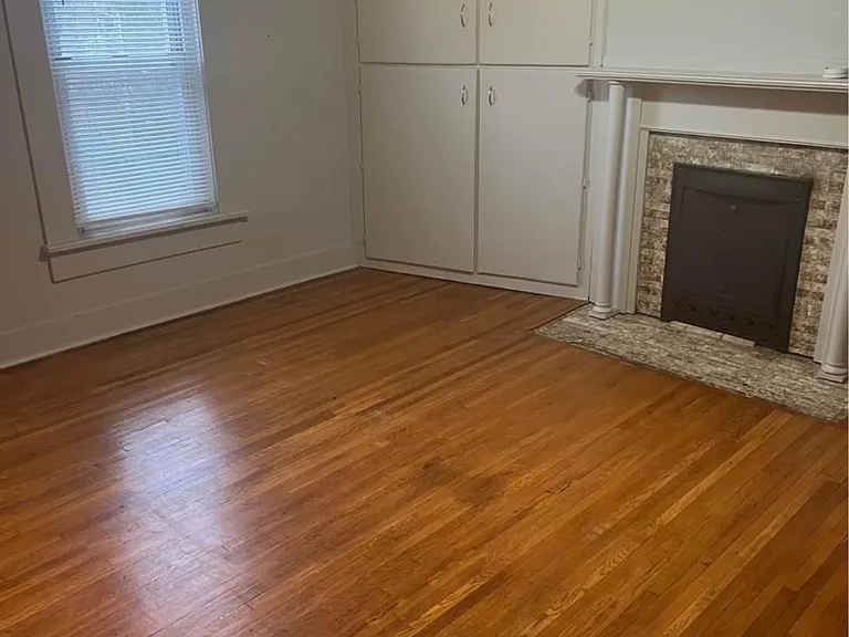 386 E Northwood Ave — Photo 19