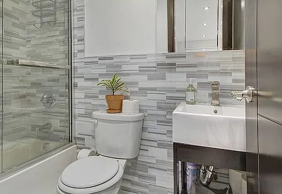 Rented by Walter & Samuels Inc | media 11