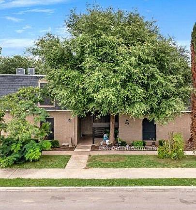 2nd image of 1004 Allena Dr