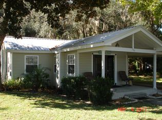 704 NE 2nd Ave, Crystal River, FL 34428