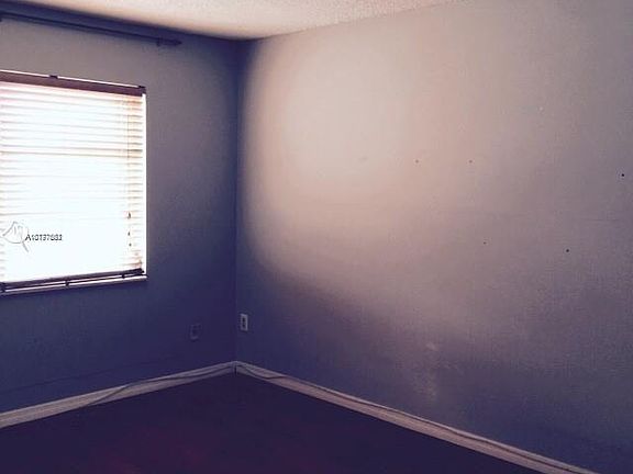 5th image of 7825 Camino Real #J-310