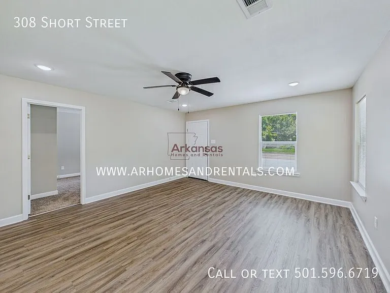308 Short St — Photo 2