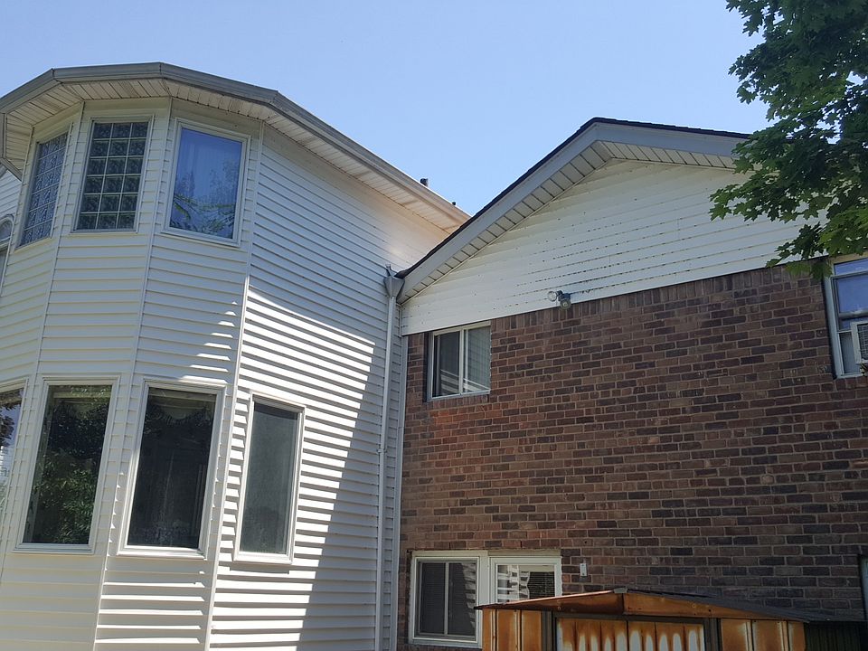 1st image of 9XX Jerome St