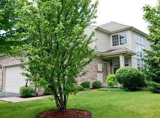 892 Havenshire Rd, Naperville, IL 60565