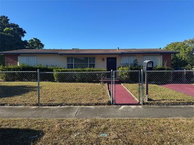 1221 North Dr, Miami, FL, 33179