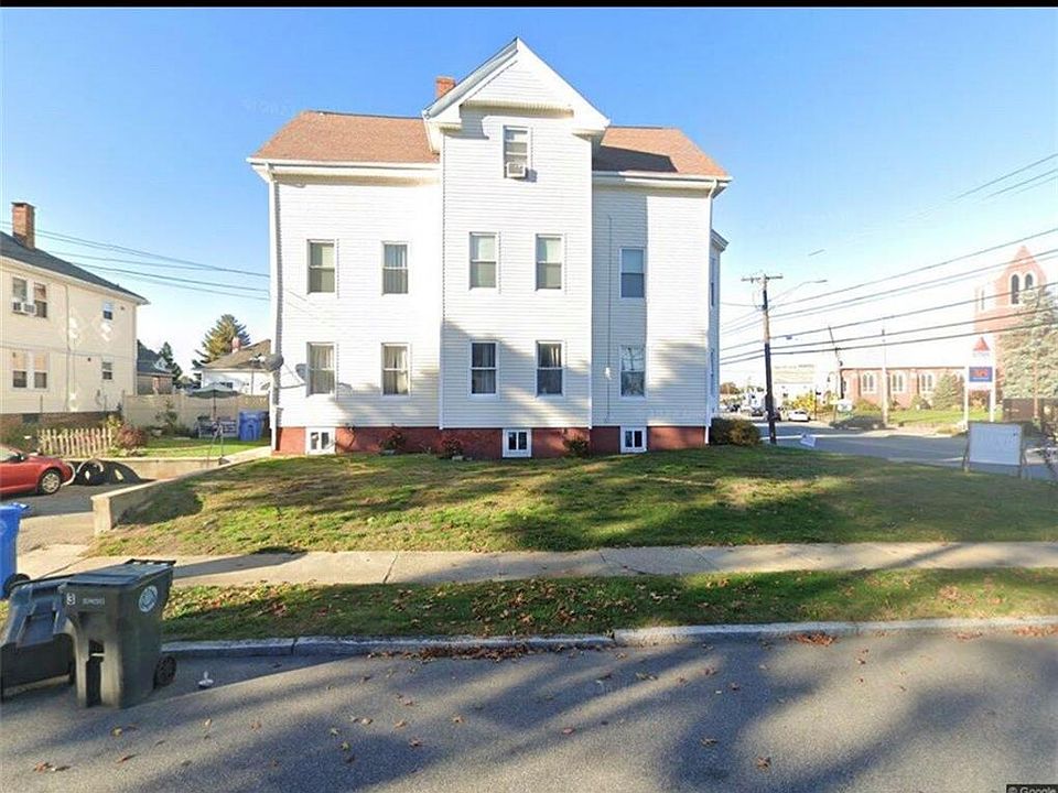 483 Pontiac Ave, Cranston, RI 02910 Zillow