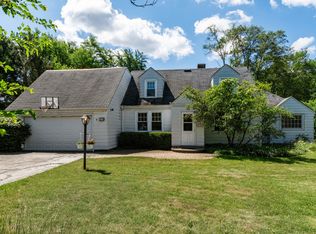 3503 Meadow Ln, Glenview, IL 60025