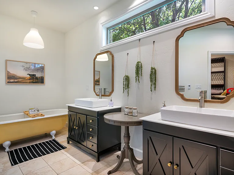 1815 Lower Valley Rd — Photo 14