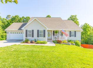1007 Chariot Dr, Soddy Daisy, TN 37379