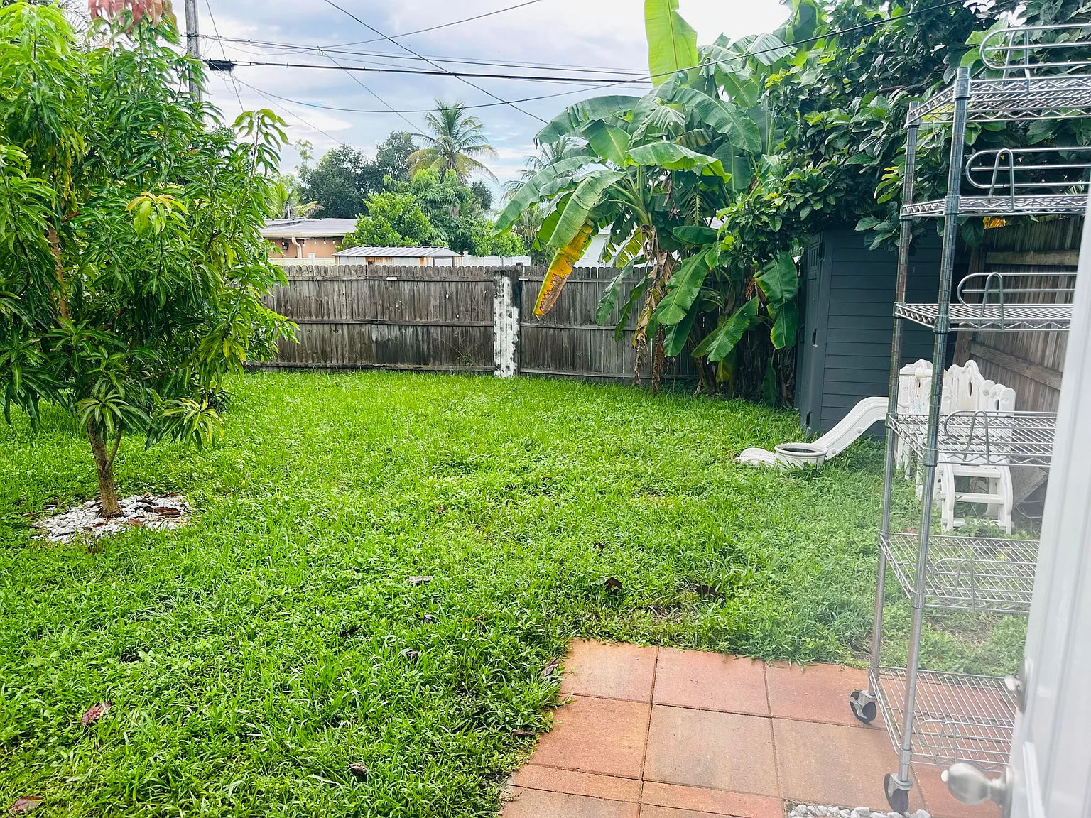 3 bed, 2.0 bath, 1760 sqft, $3,000 — Photo 4