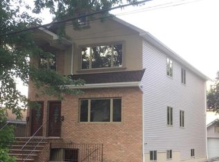 105 Crafton Ave #2F, Staten Island, NY 10314