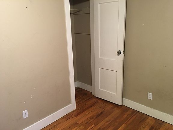 2nd image of 4407 N Zenobia St