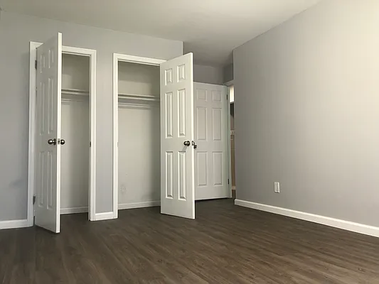 Rented by Walker Whiteside Pettibone, LREB | media 5