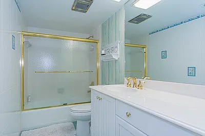 1700 Ocean Dr #302V — Photo 28