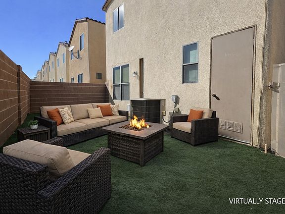 3rd image of 9681 Villa La Mora Ave