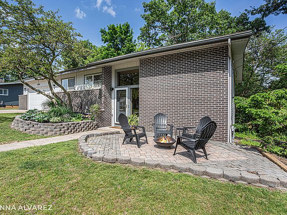 2nd image of 3708 Keeweenaw Dr NE