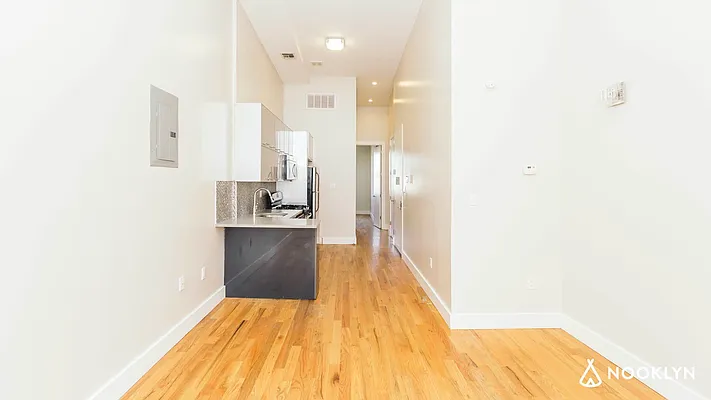 Rented by Nooklyn NYC LLC | media 2