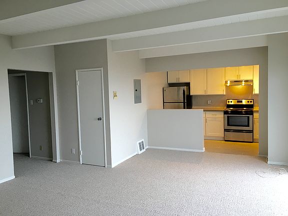 Living Room To Kitchen