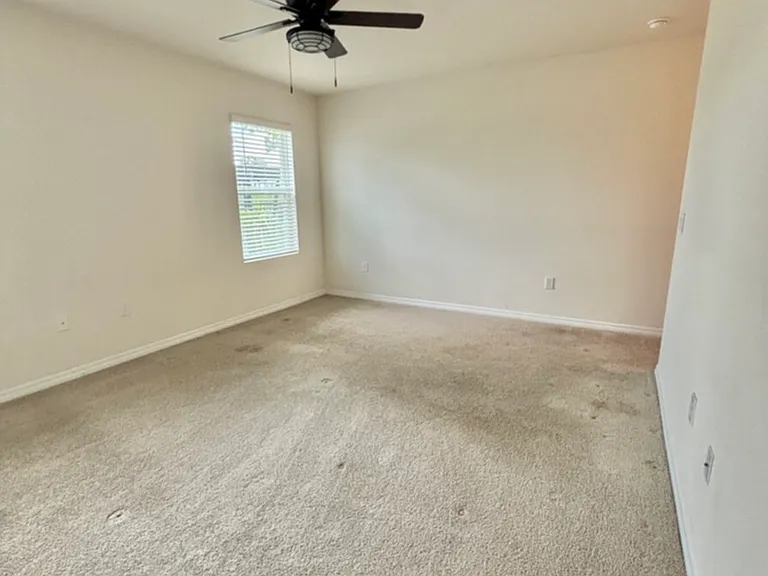 2509 NW 27th Pl — Photo 27