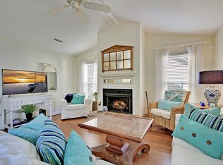 1492 Ketch Ct, Mount Pleasant, SC 29464