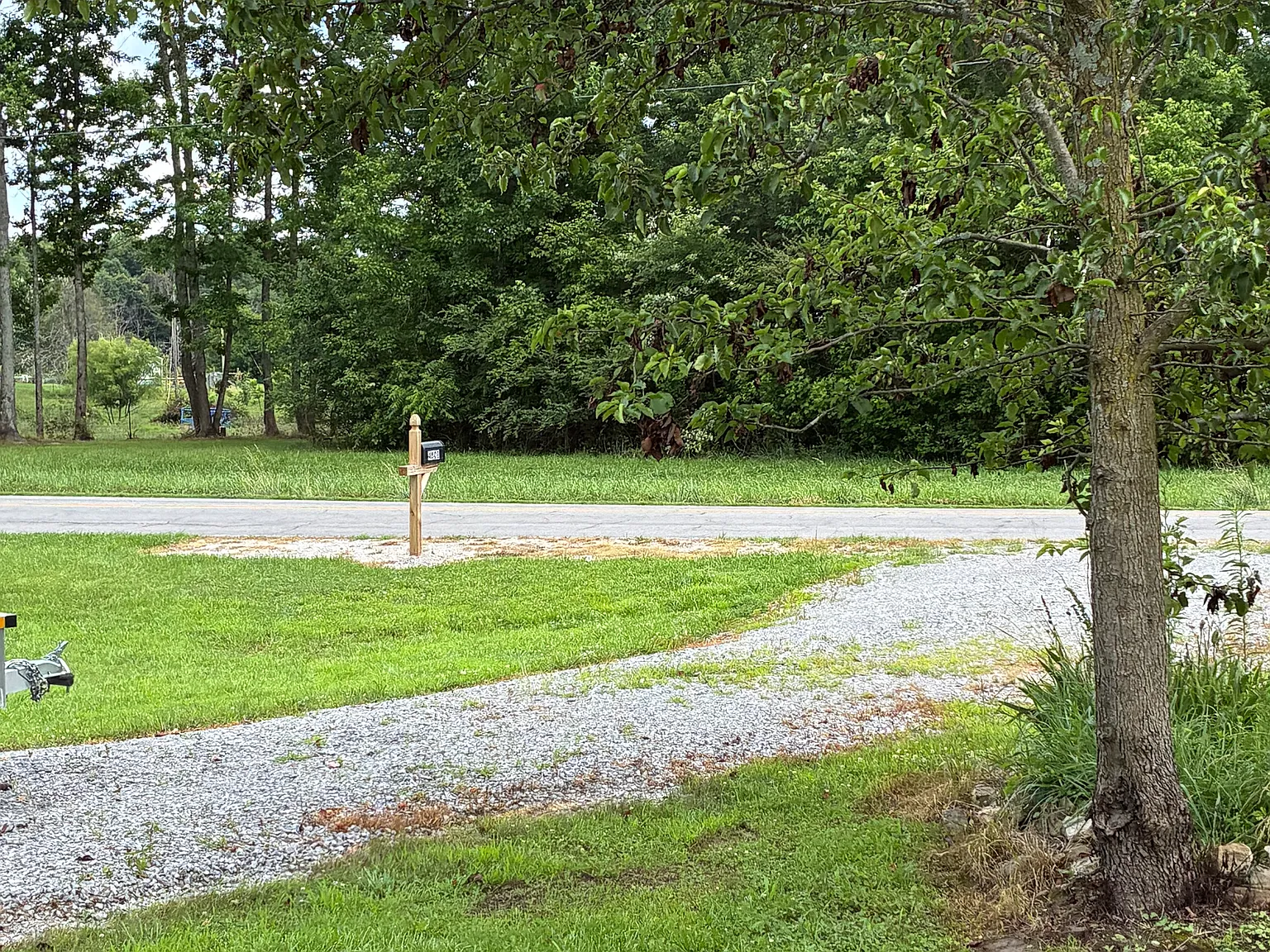 1 bed, 750 sqft, $1,000 — Photo 2